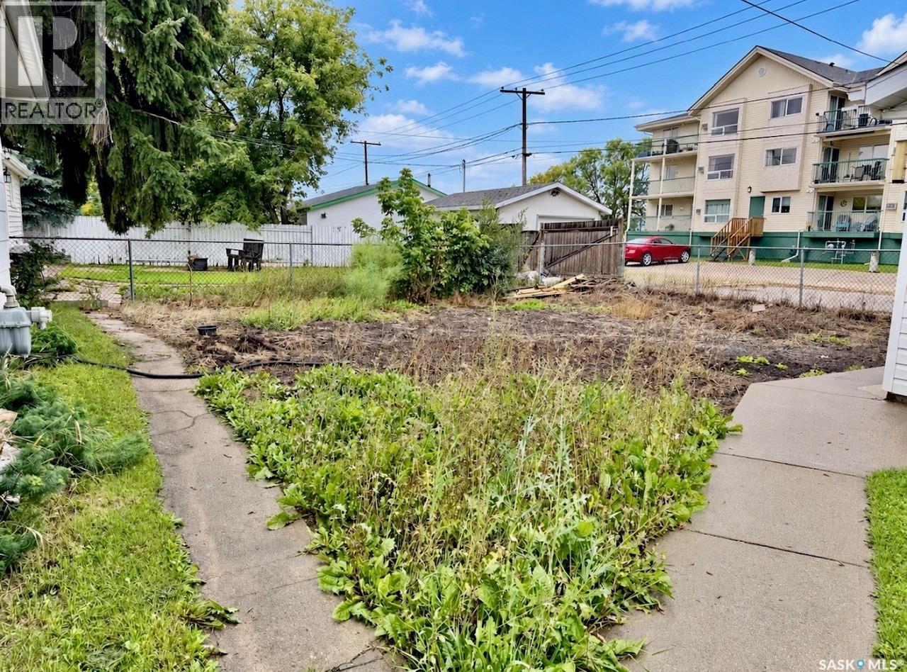 611 6th Street Property Photo 36