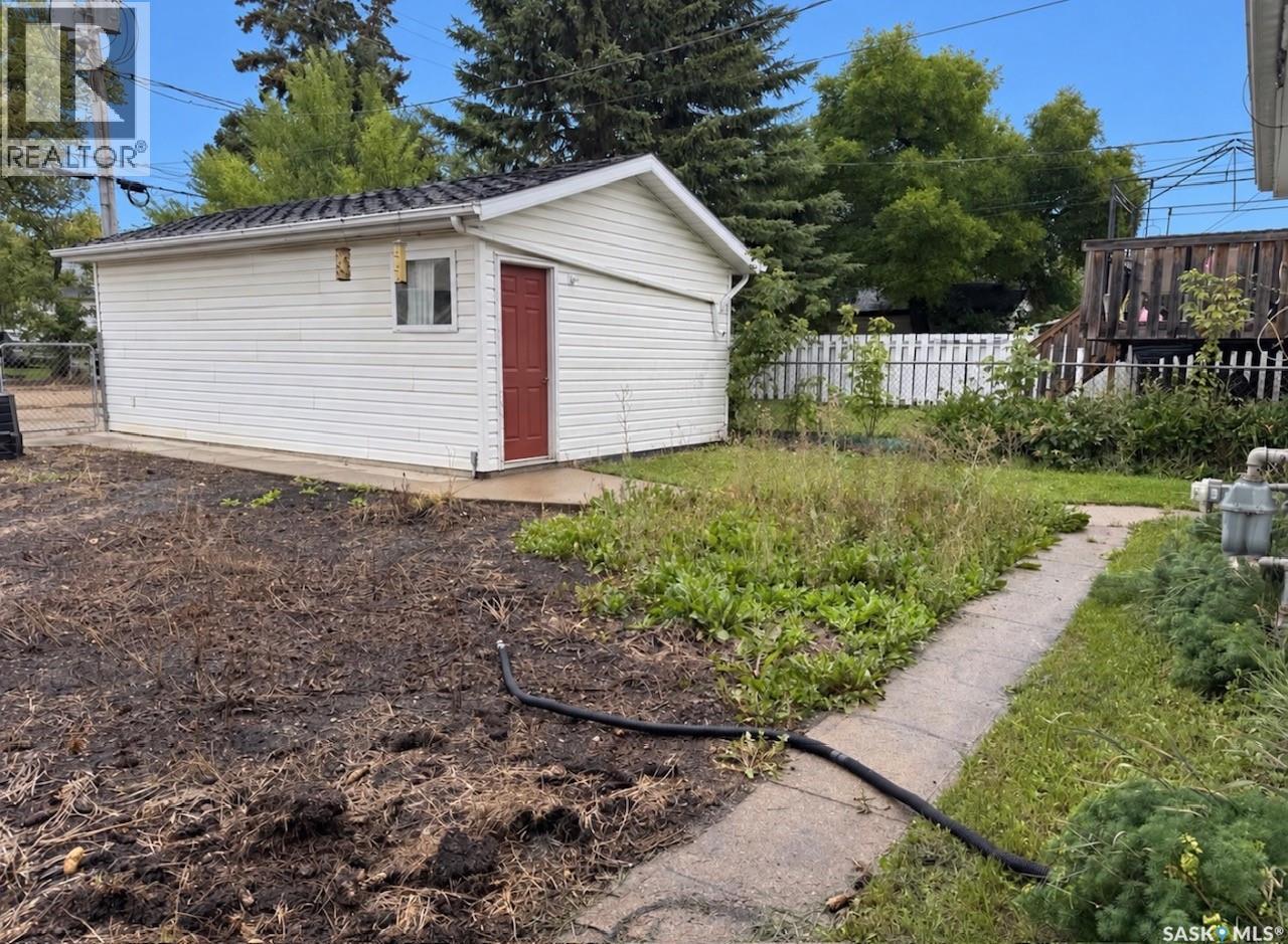 611 6th Street Property Photo 38