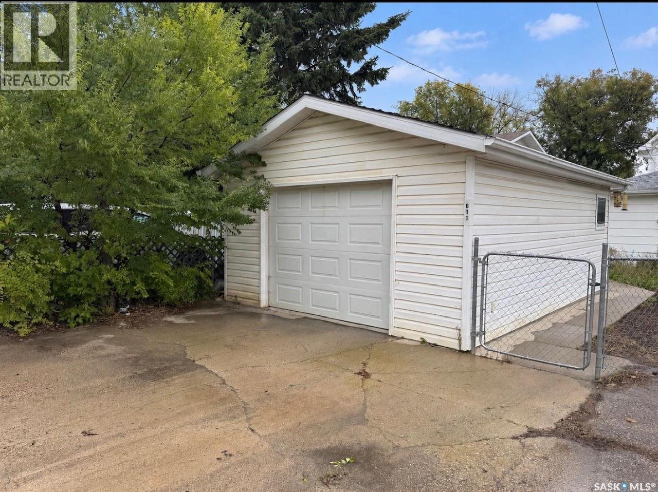 611 6th Street Property Photo 40