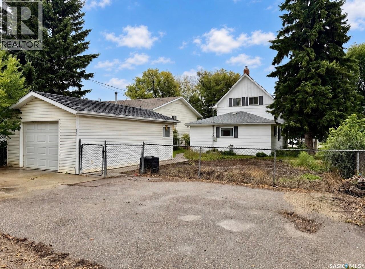 611 6th Street Property Photo 41