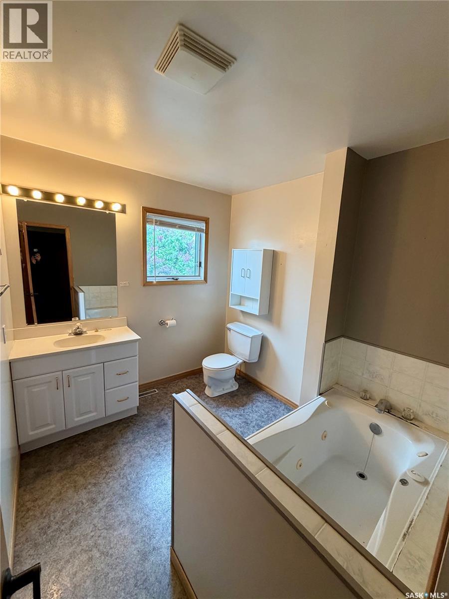 710 Prince Street Property Photo 27