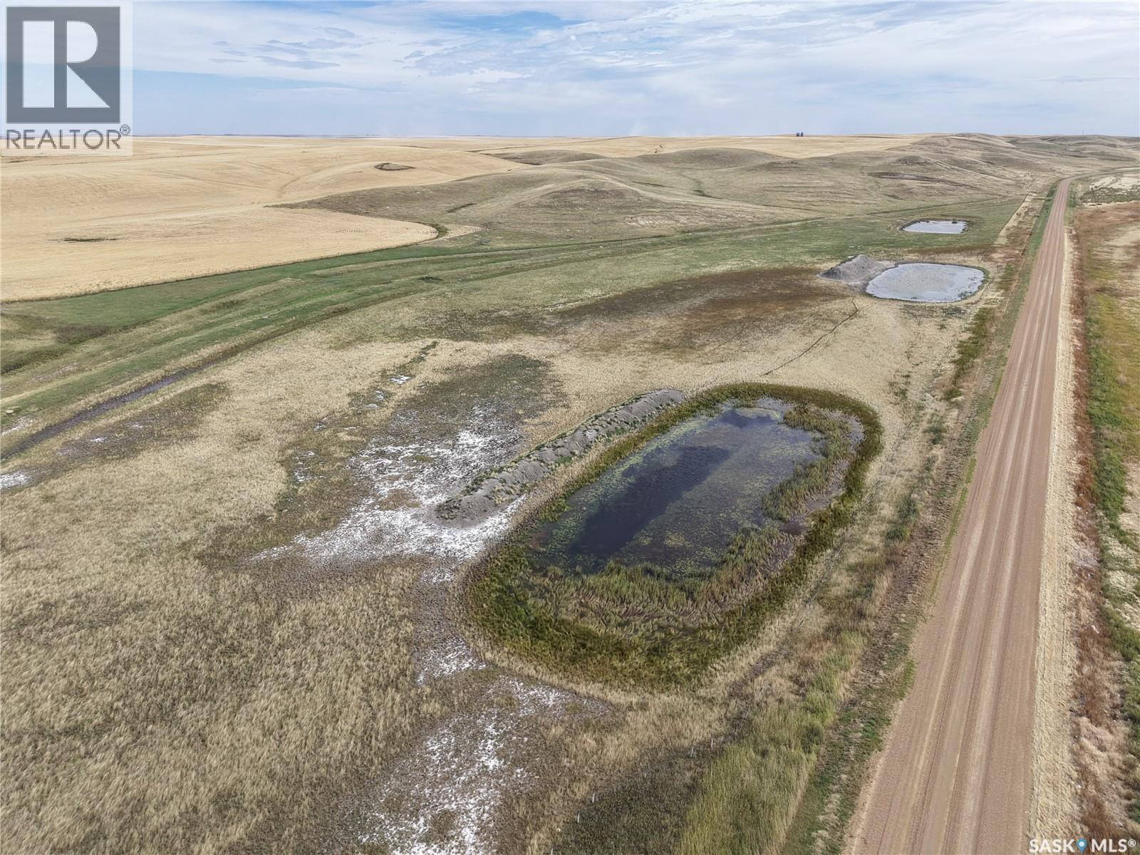 531.43 Acres Mixed Use Land Near Willow Bunch Property Photo 2