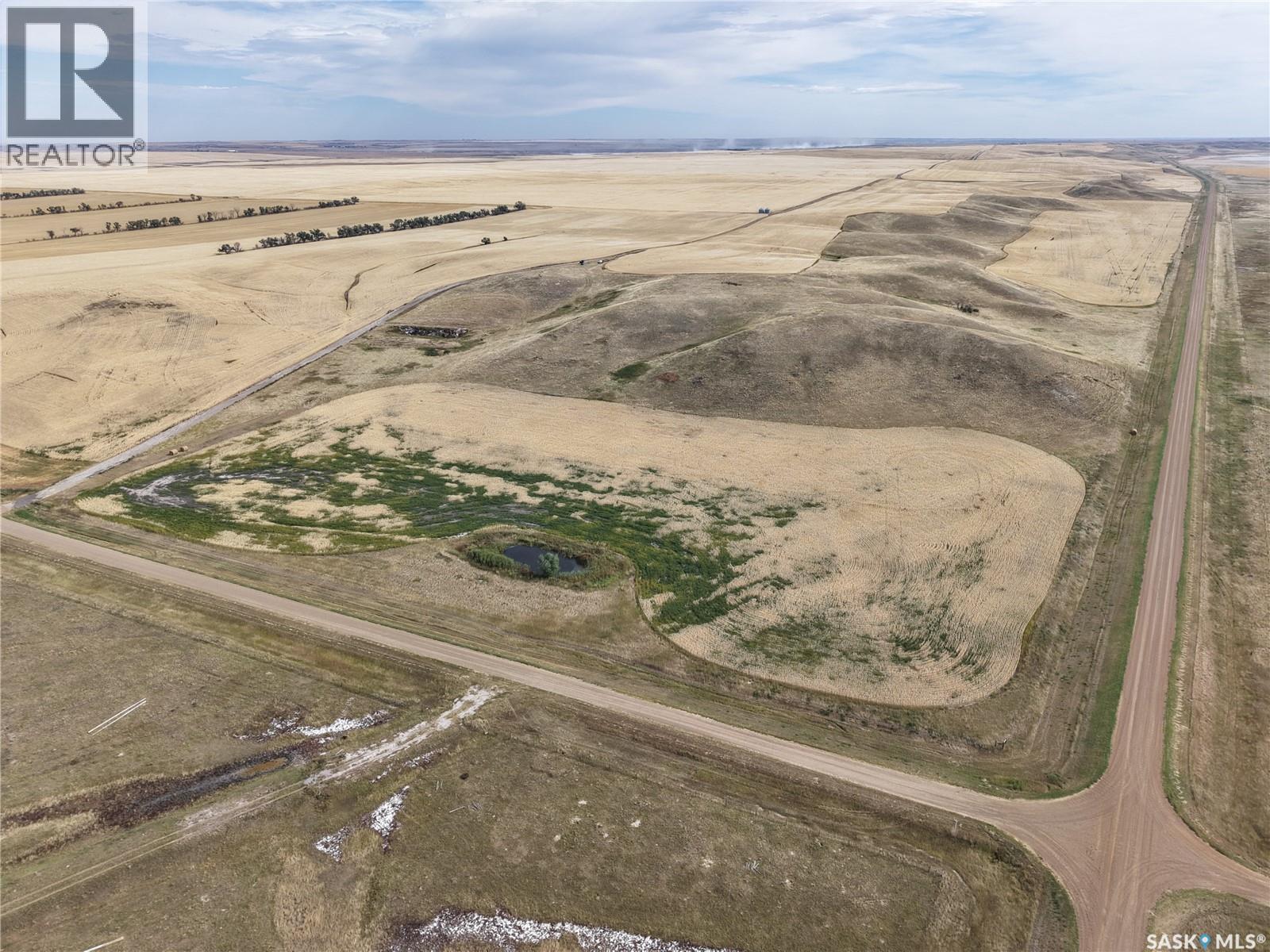 531.43 Acres Mixed Use Land Near Willow Bunch Property Photo 10