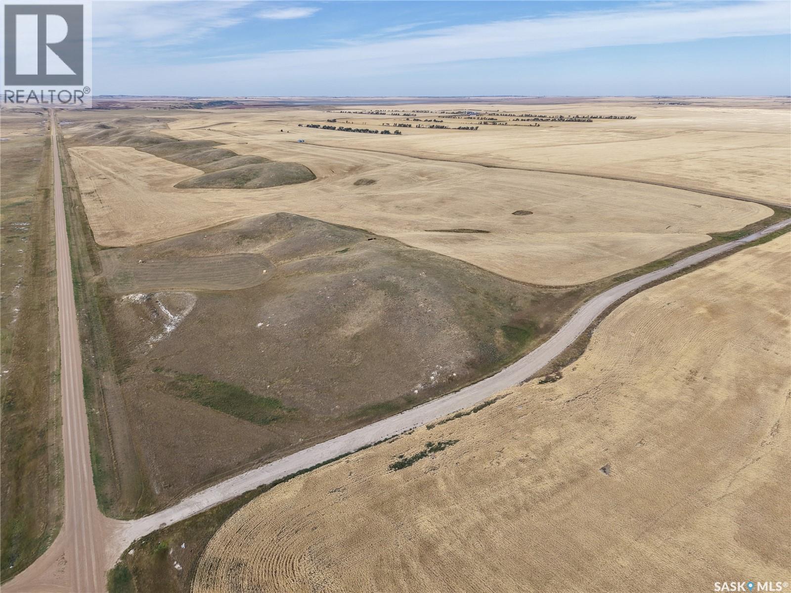 531.43 Acres Mixed Use Land Near Willow Bunch Property Photo 15