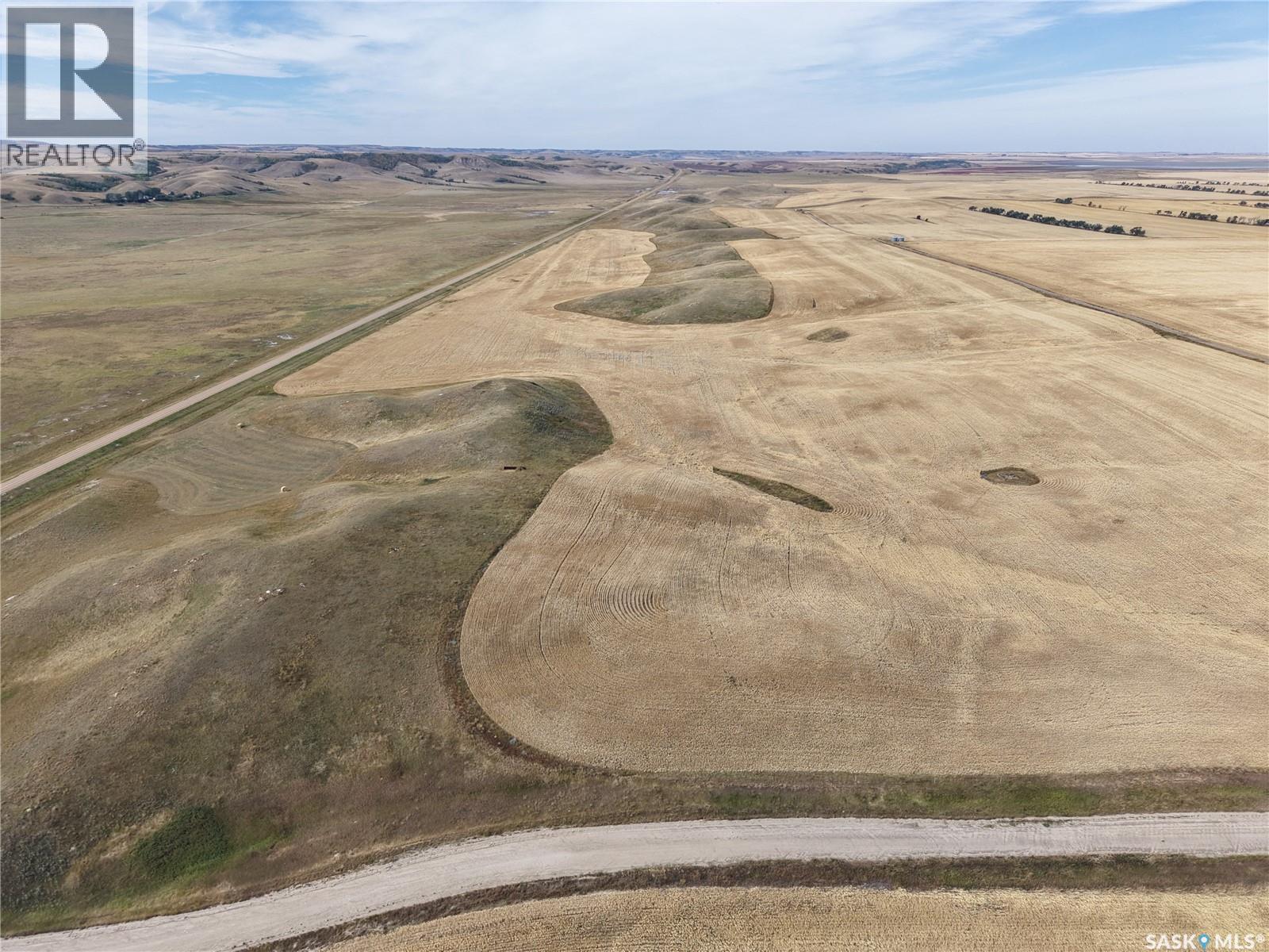 531.43 Acres Mixed Use Land Near Willow Bunch Property Photo 16