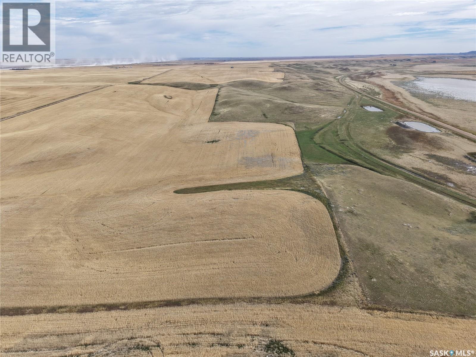 531.43 Acres Mixed Use Land Near Willow Bunch Property Photo 23