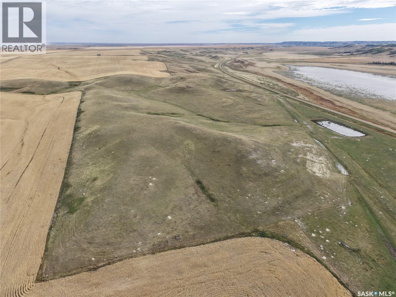 531.43 Acres Mixed Use Land Near Willow Bunch Property Photo 25