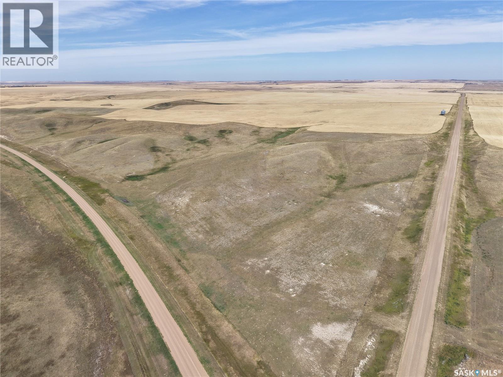 531.43 Acres Mixed Use Land Near Willow Bunch Property Photo 27