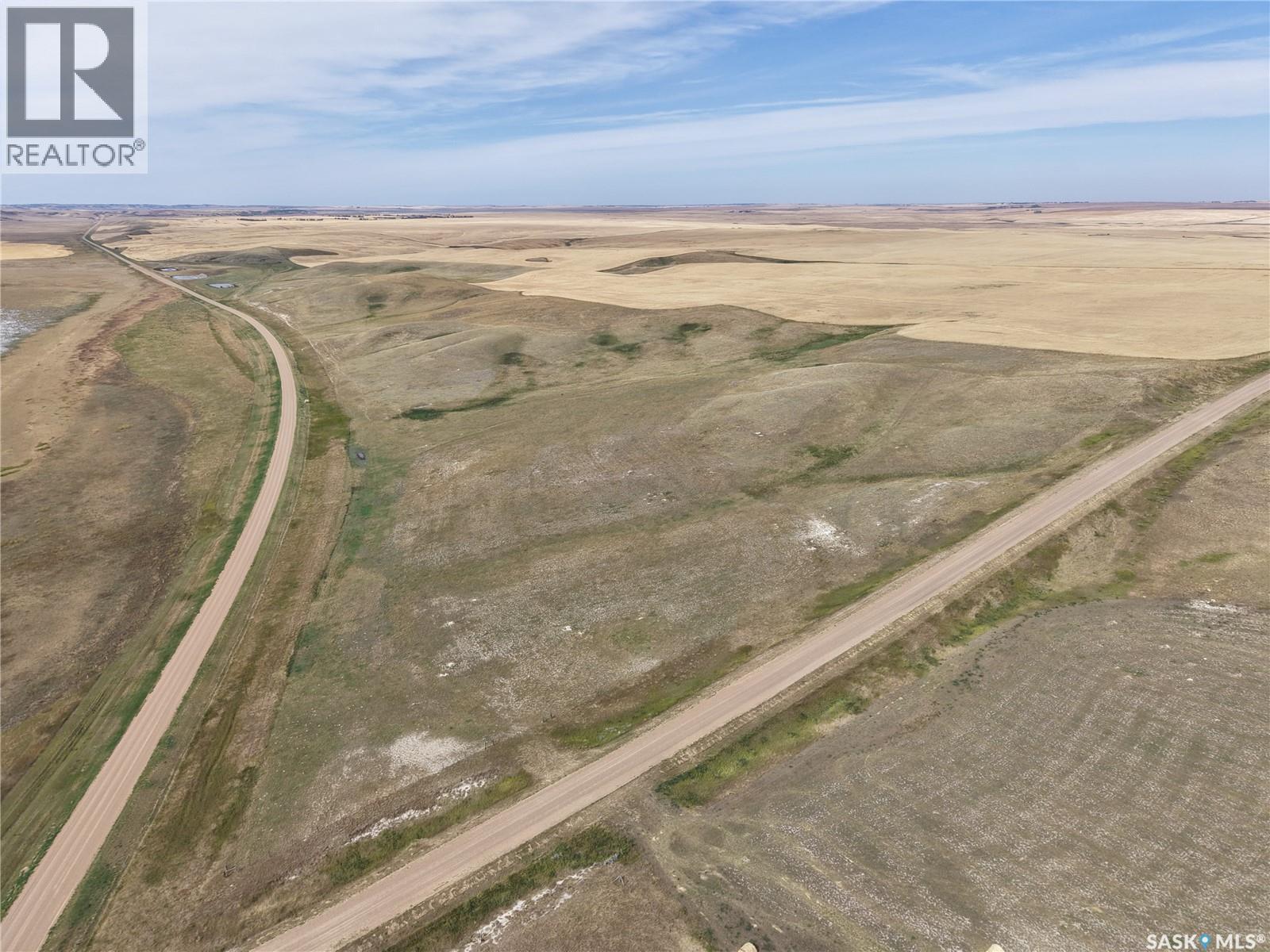531.43 Acres Mixed Use Land Near Willow Bunch Property Photo 28