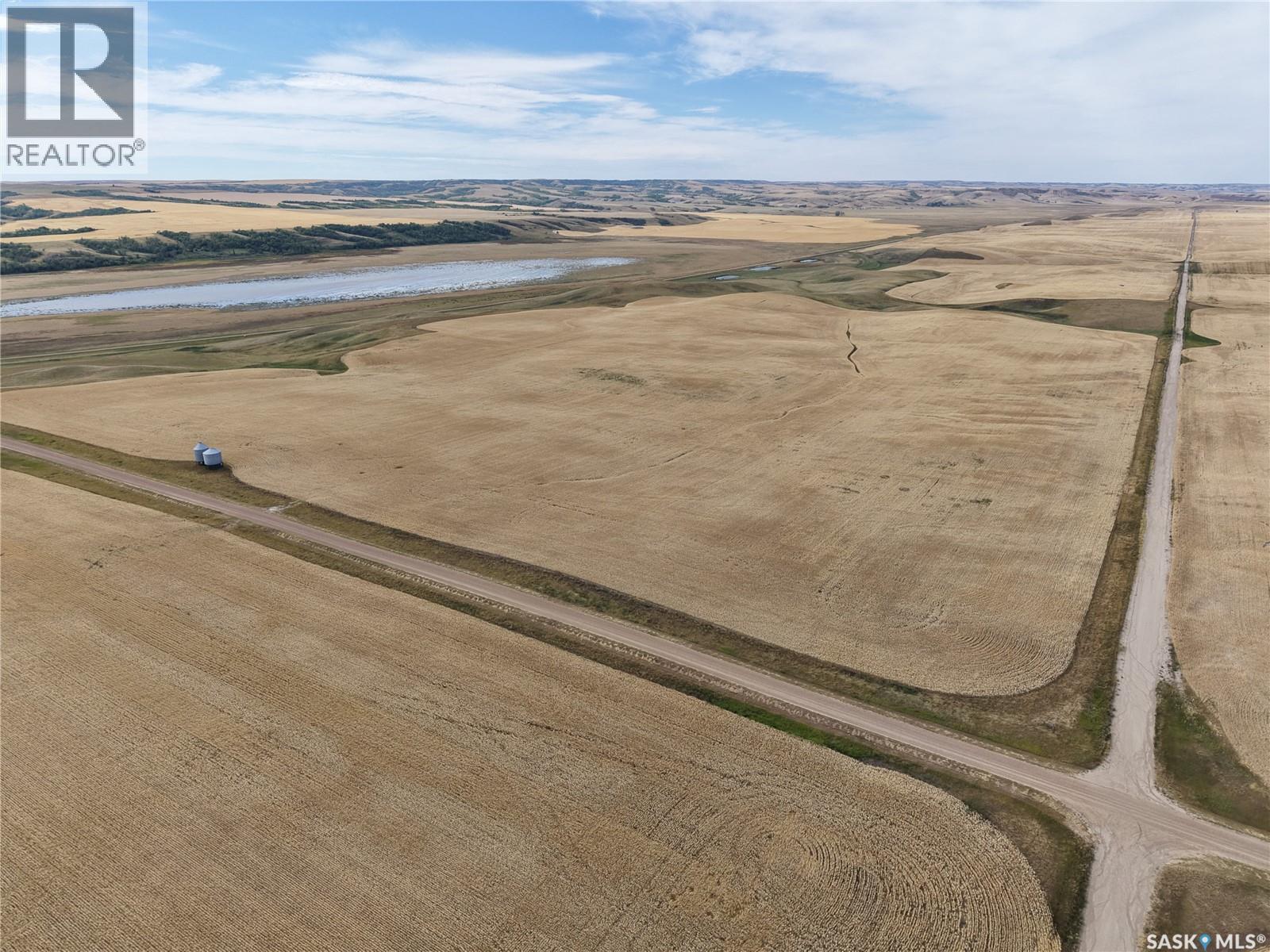 531.43 Acres Mixed Use Land Near Willow Bunch Property Photo 30