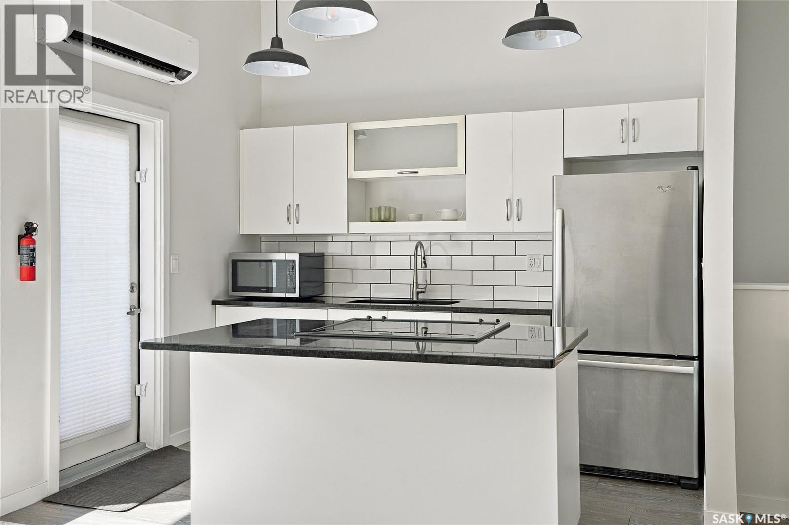 3 313 D Avenue S Property Photo 14