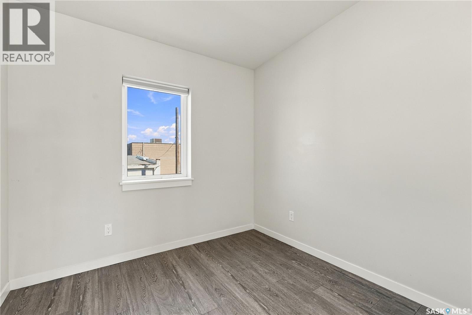3 313 D Avenue S Property Photo 19