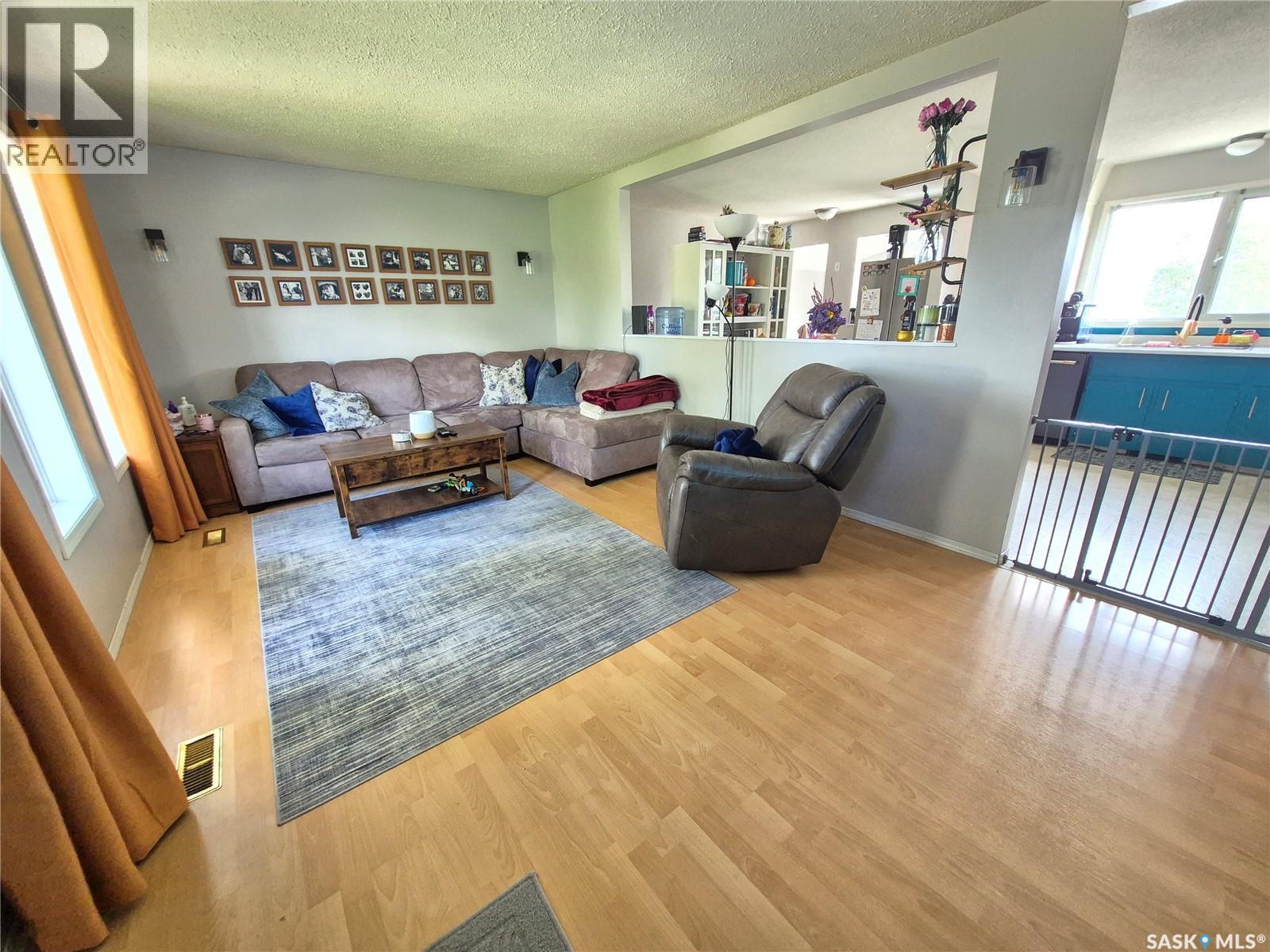 32 Metheral Bay Property Photo 2