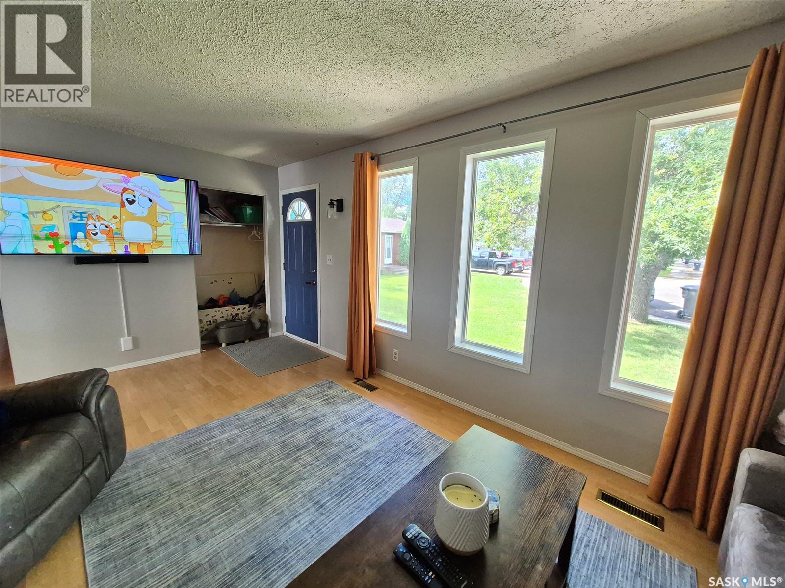 32 Metheral Bay Property Photo 6