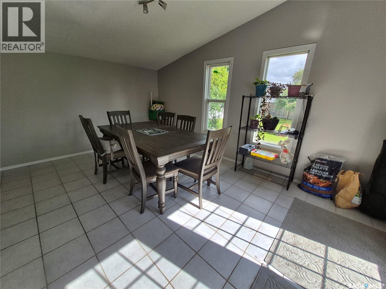 32 Metheral Bay Property Photo 16