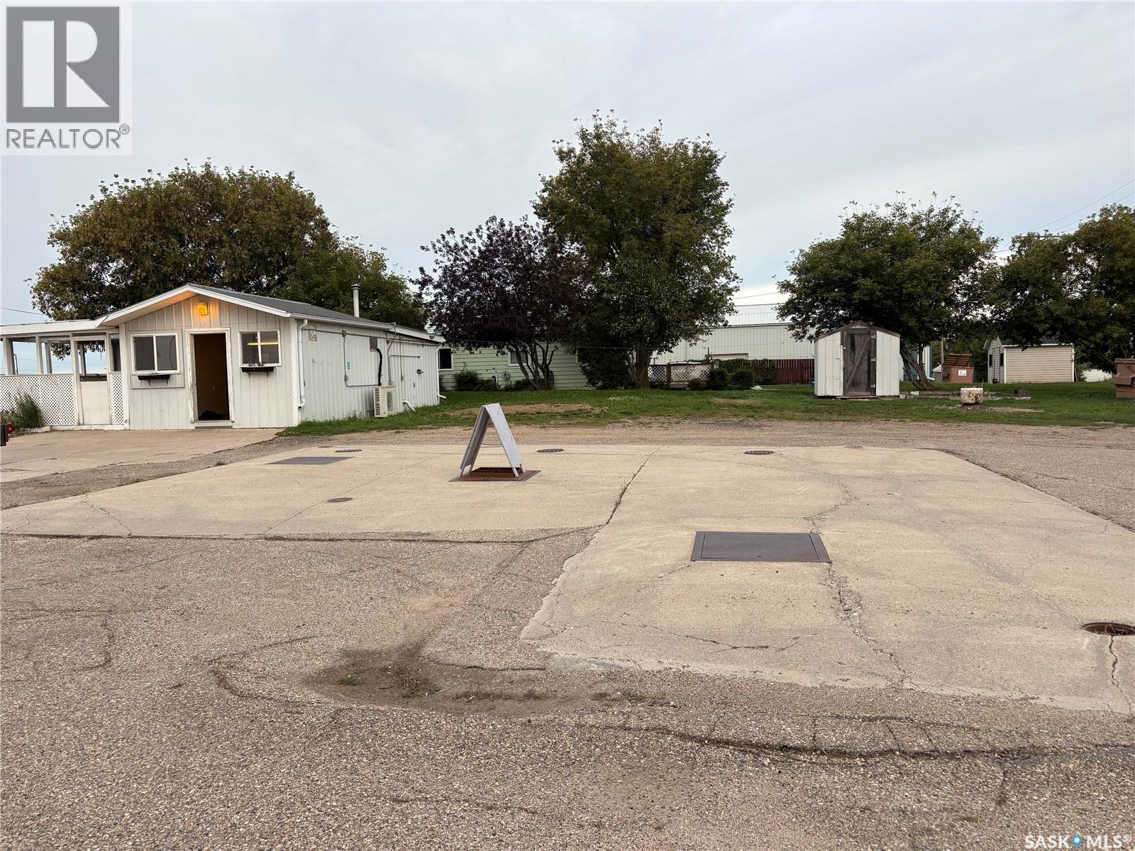 440 & 446 1st Avenue E Property Photo 10
