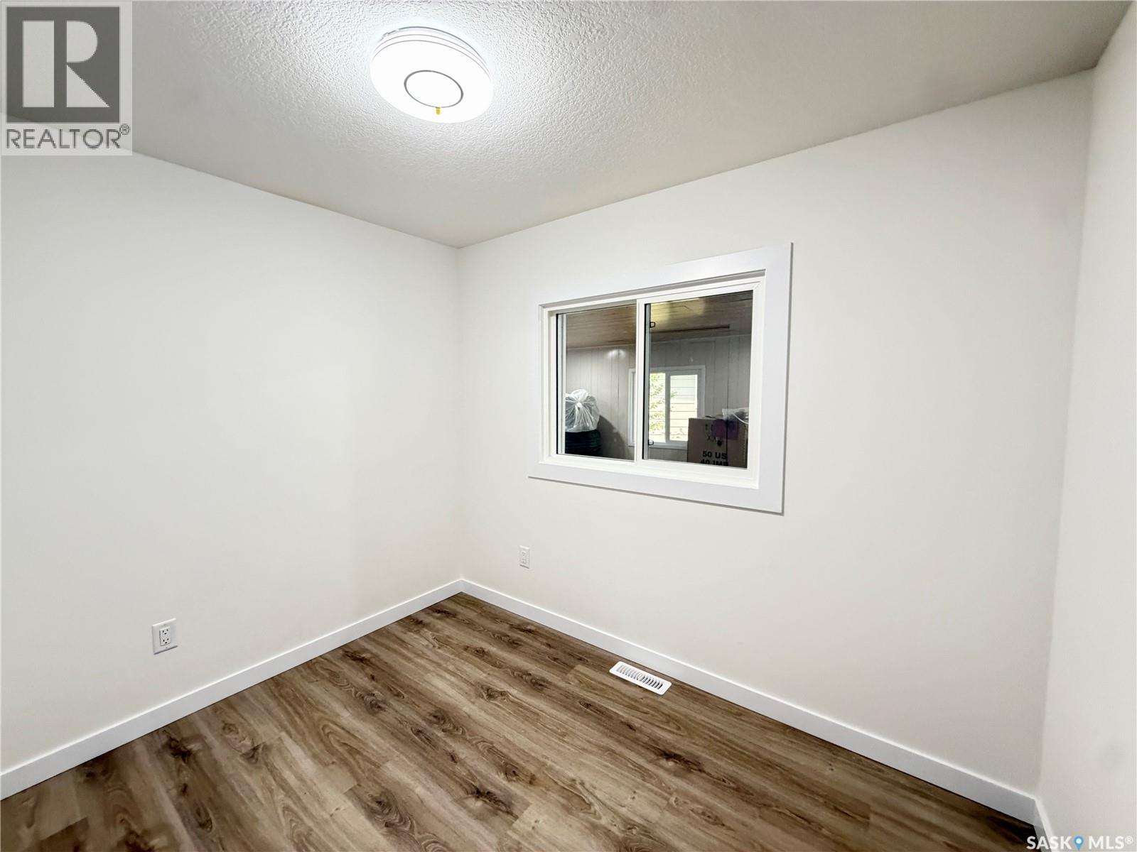 60 1035 Boychuk Drive Property Photo 15