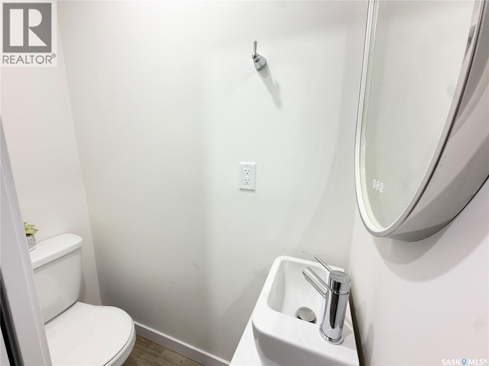 60 1035 Boychuk Drive Property Photo 20