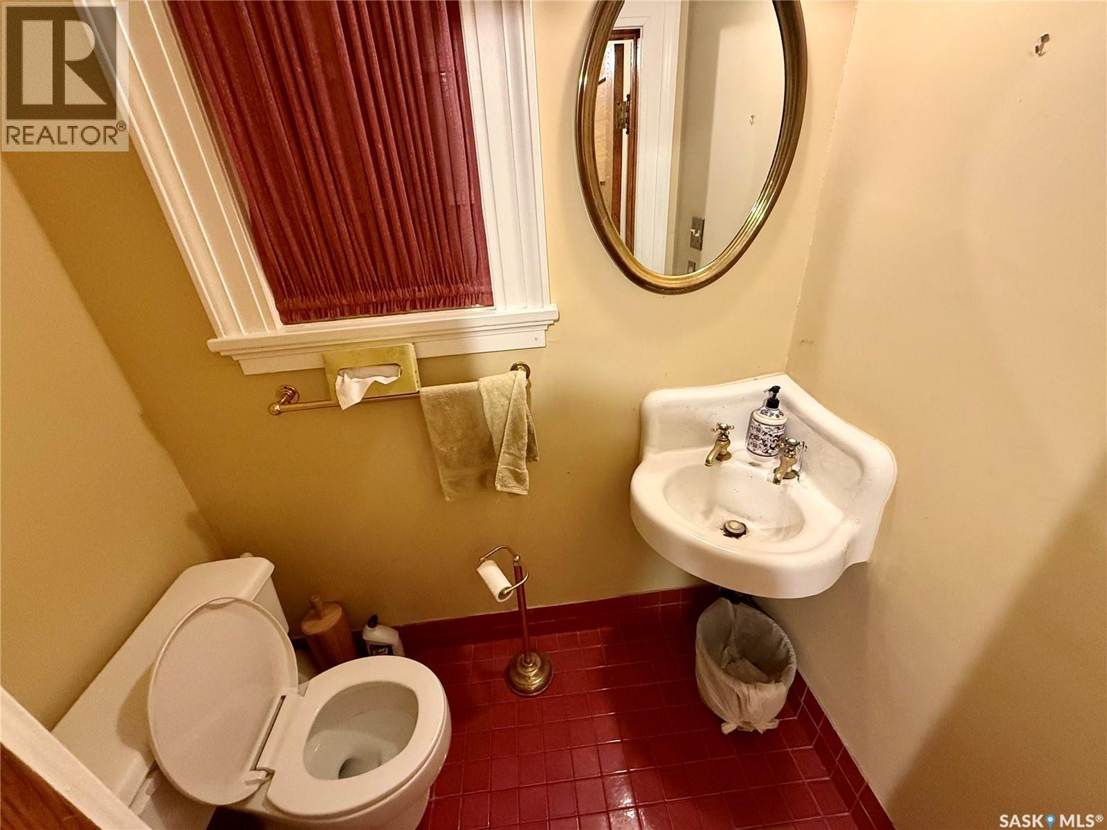 2990 Albert Street Property Photo 19