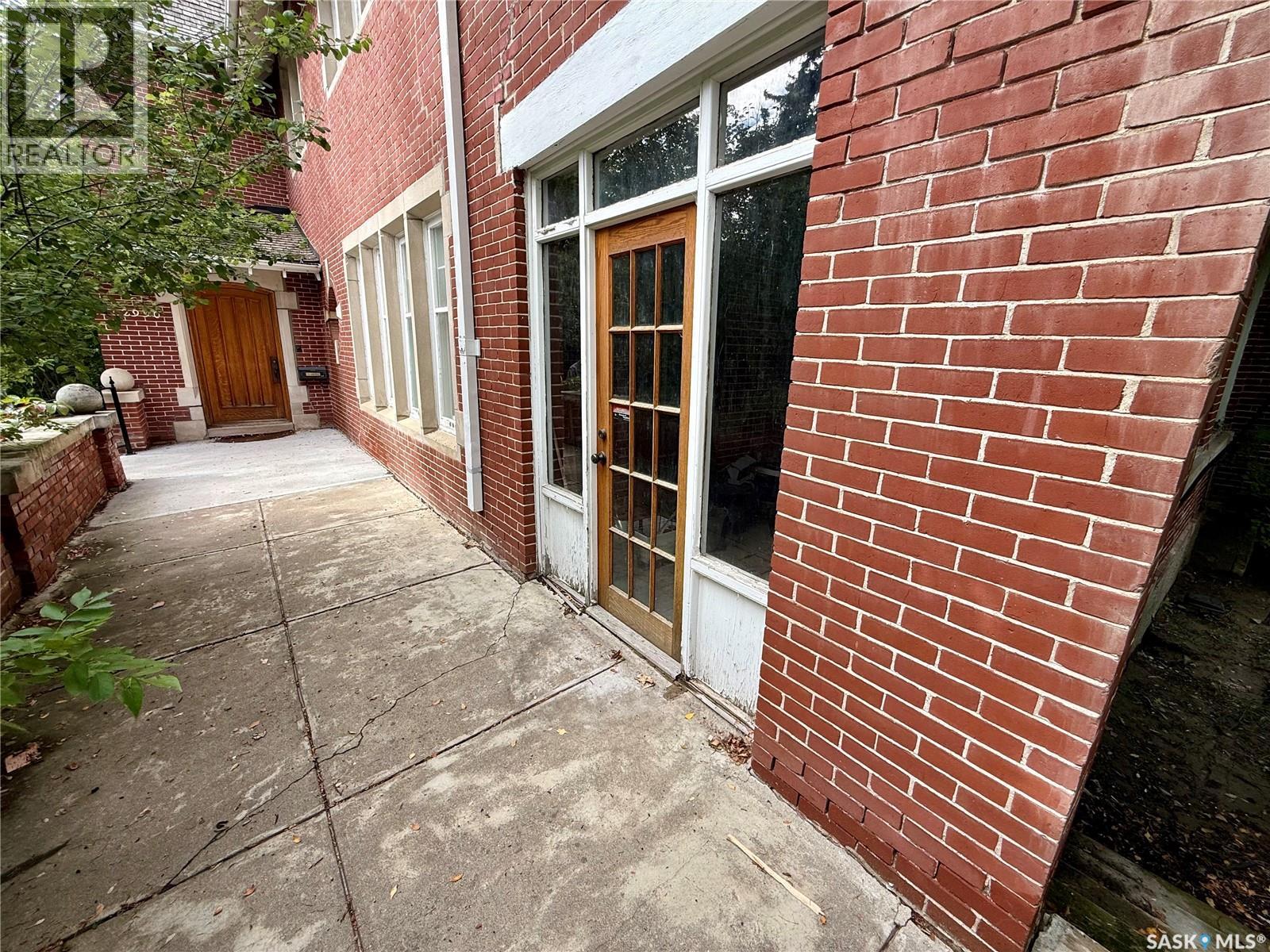 2990 Albert Street Property Photo 74