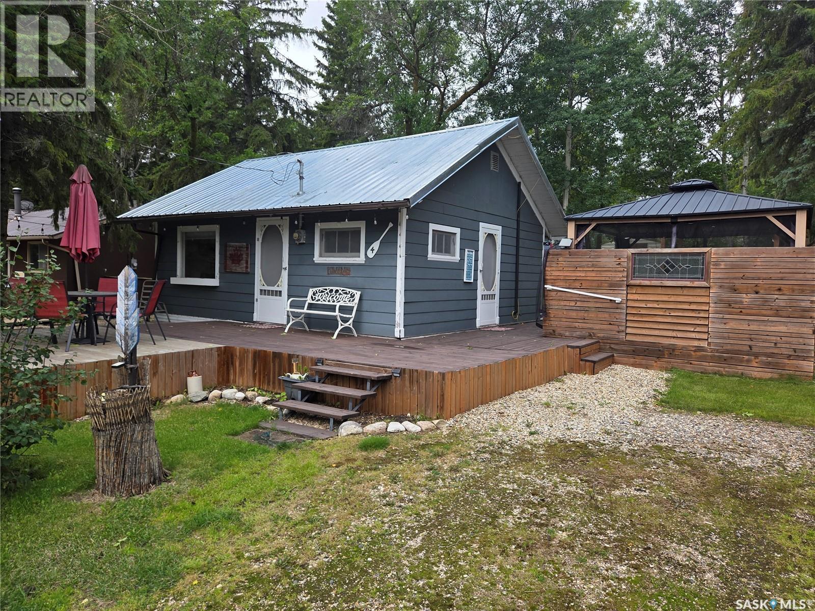 4 Beecee Street Property Photo 1