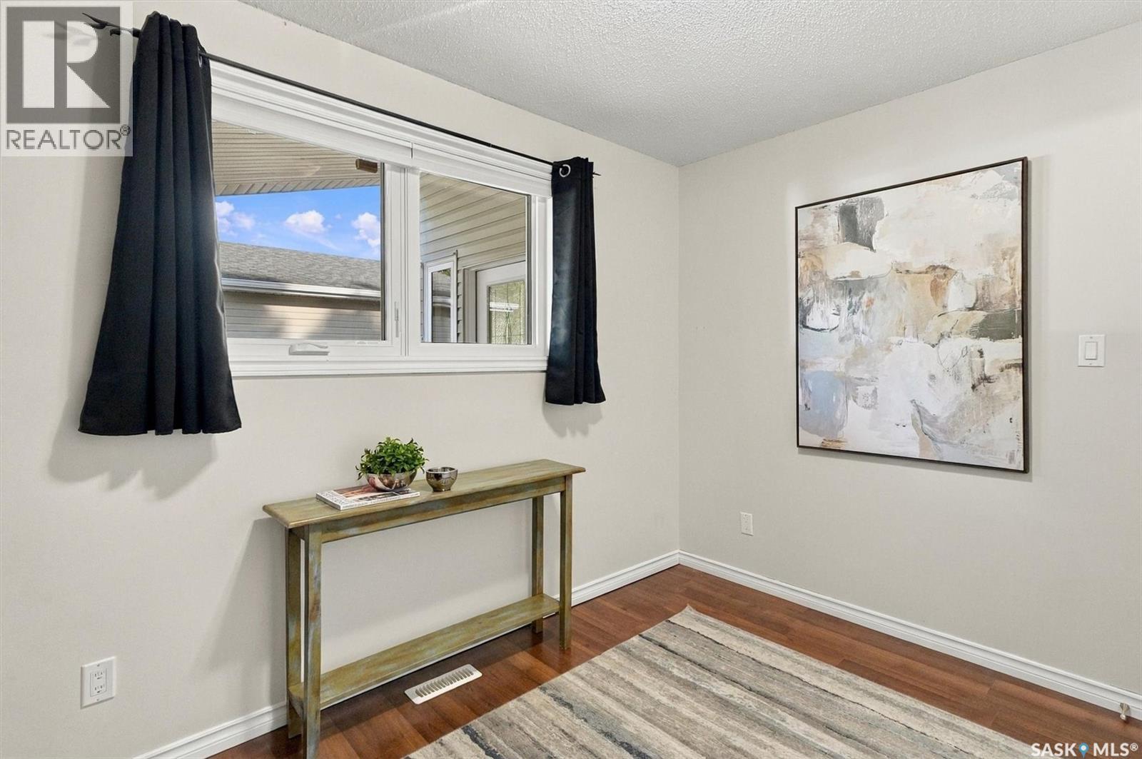 134 Ross Crescent Property Photo 21