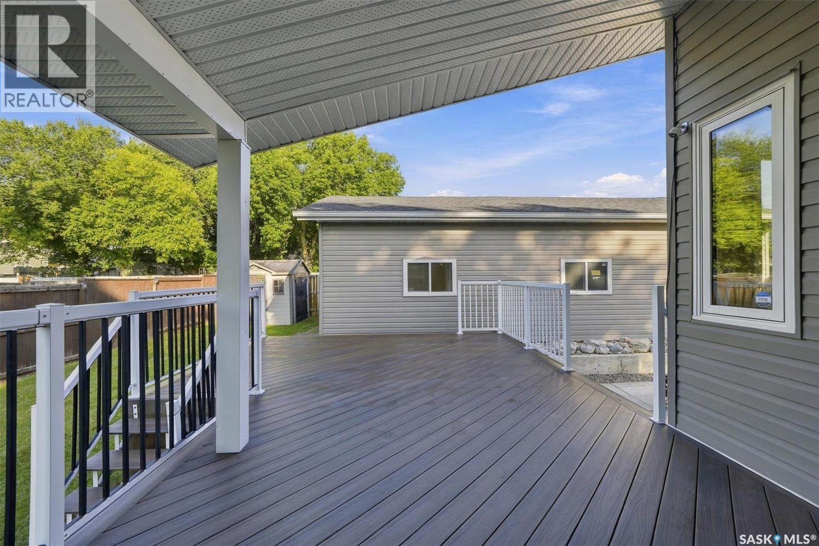 134 Ross Crescent Property Photo 36