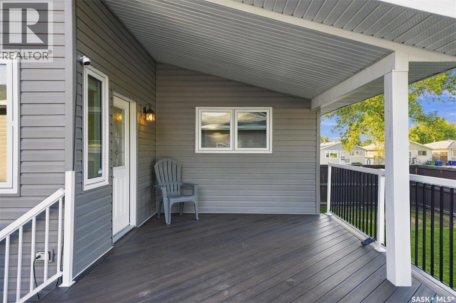 134 Ross Crescent Property Photo 37