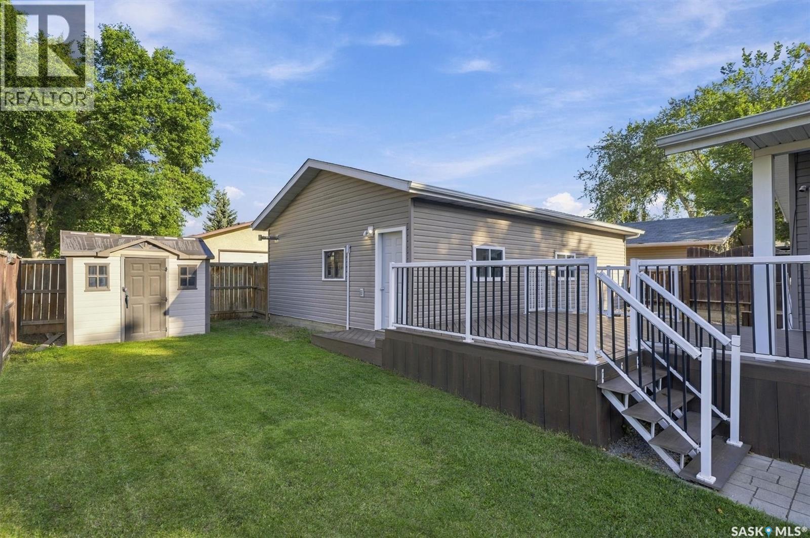 134 Ross Crescent Property Photo 39
