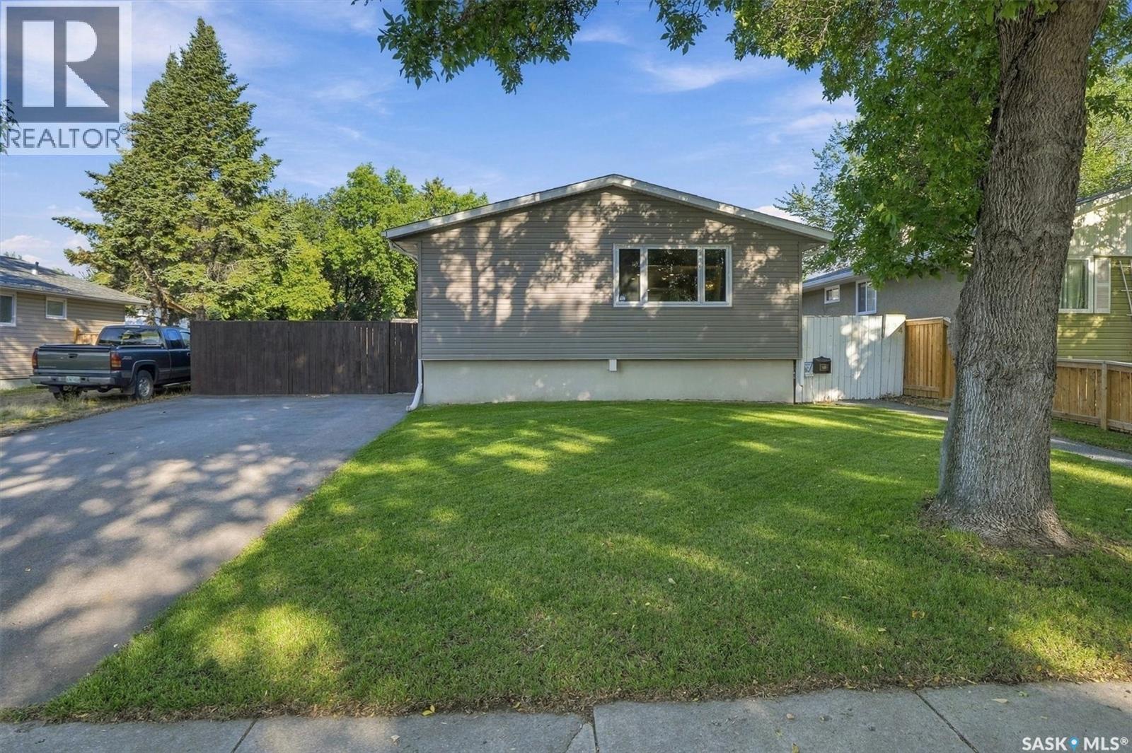 134 Ross Crescent Property Photo 42
