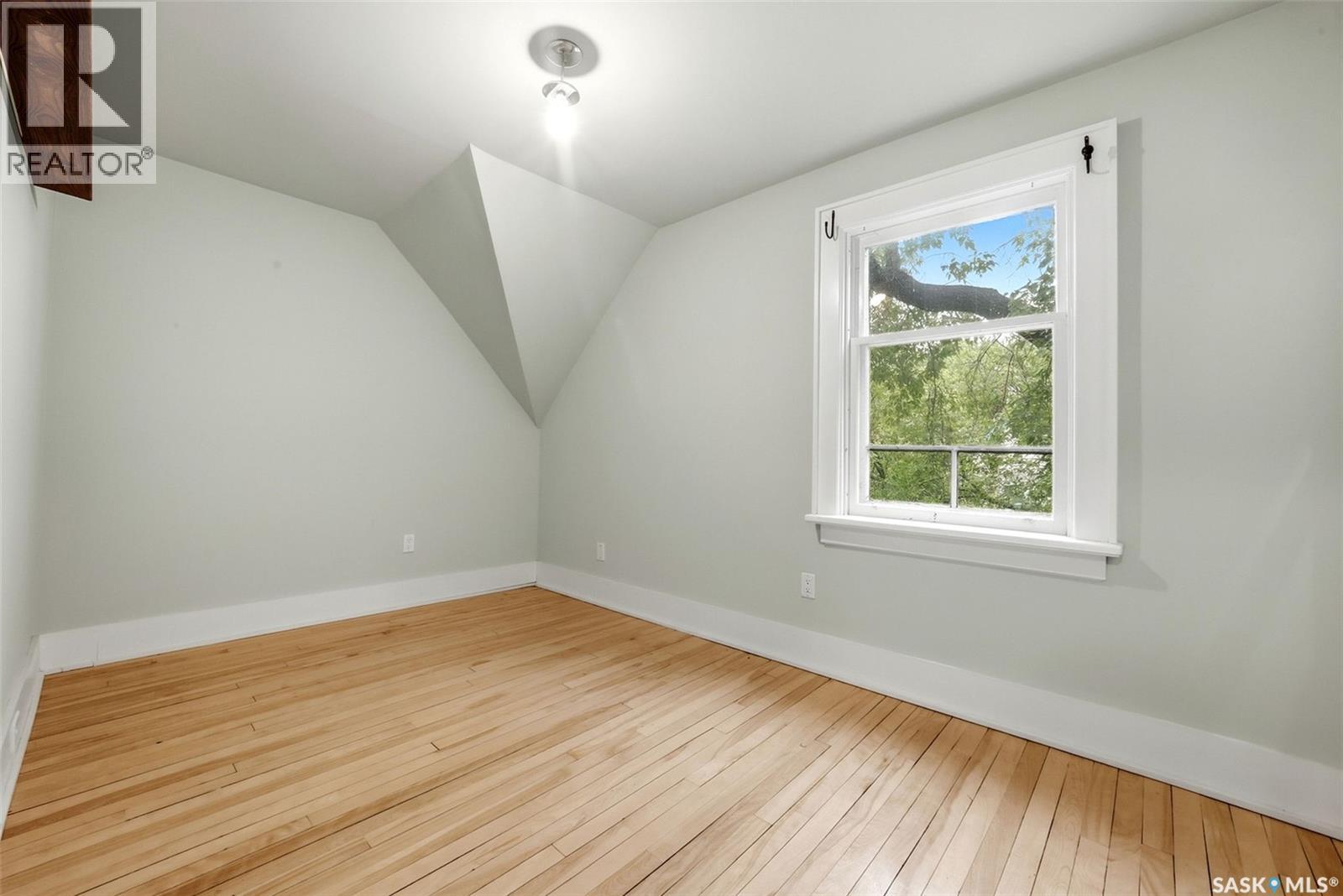 2256 Angus Street Property Photo 23
