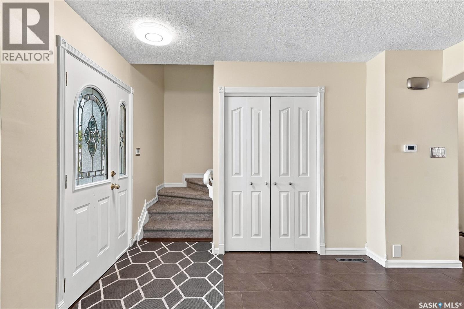 3445 Caen Street Property Photo 4