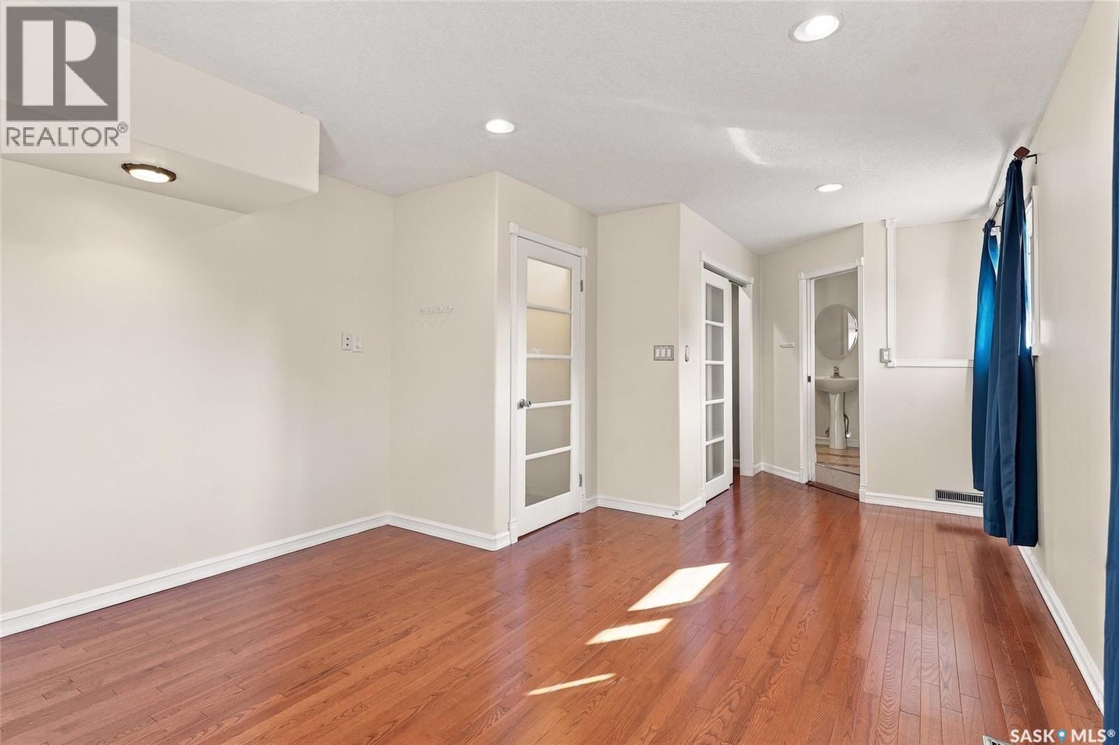 3445 Caen Street Property Photo 18