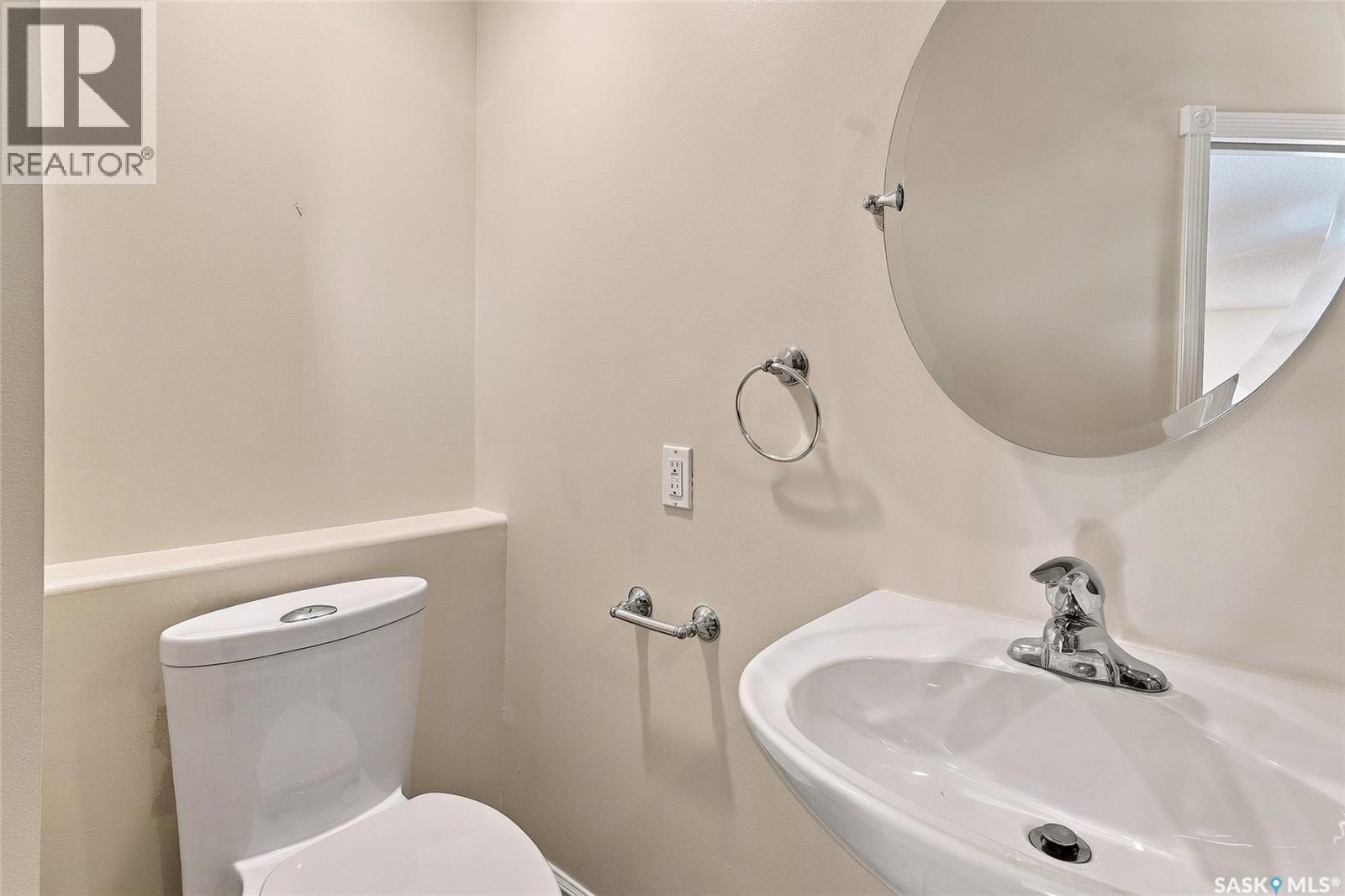 3445 Caen Street Property Photo 21