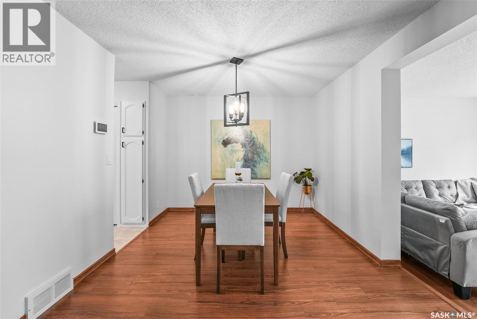 156 Plainsview Drive Property Photo 7