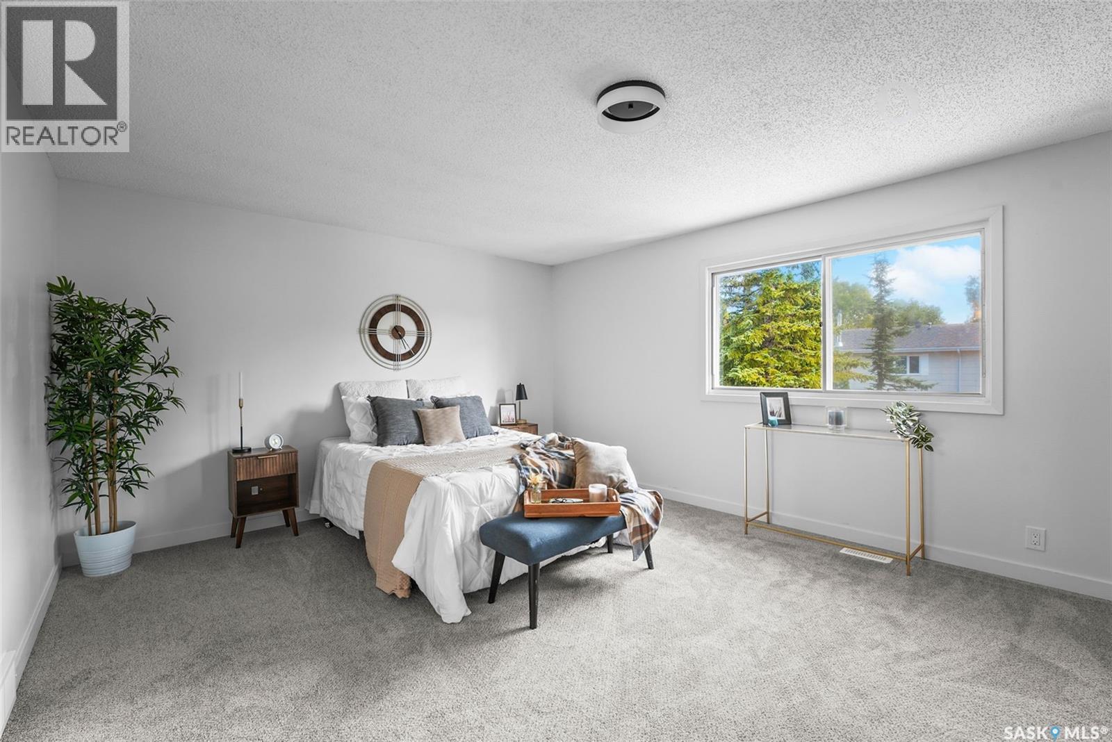 156 Plainsview Drive Property Photo 12