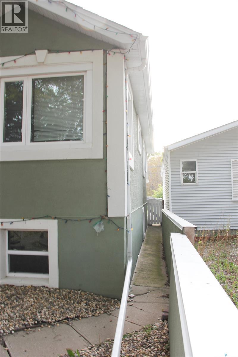 1852 Quebec Street Property Photo 4