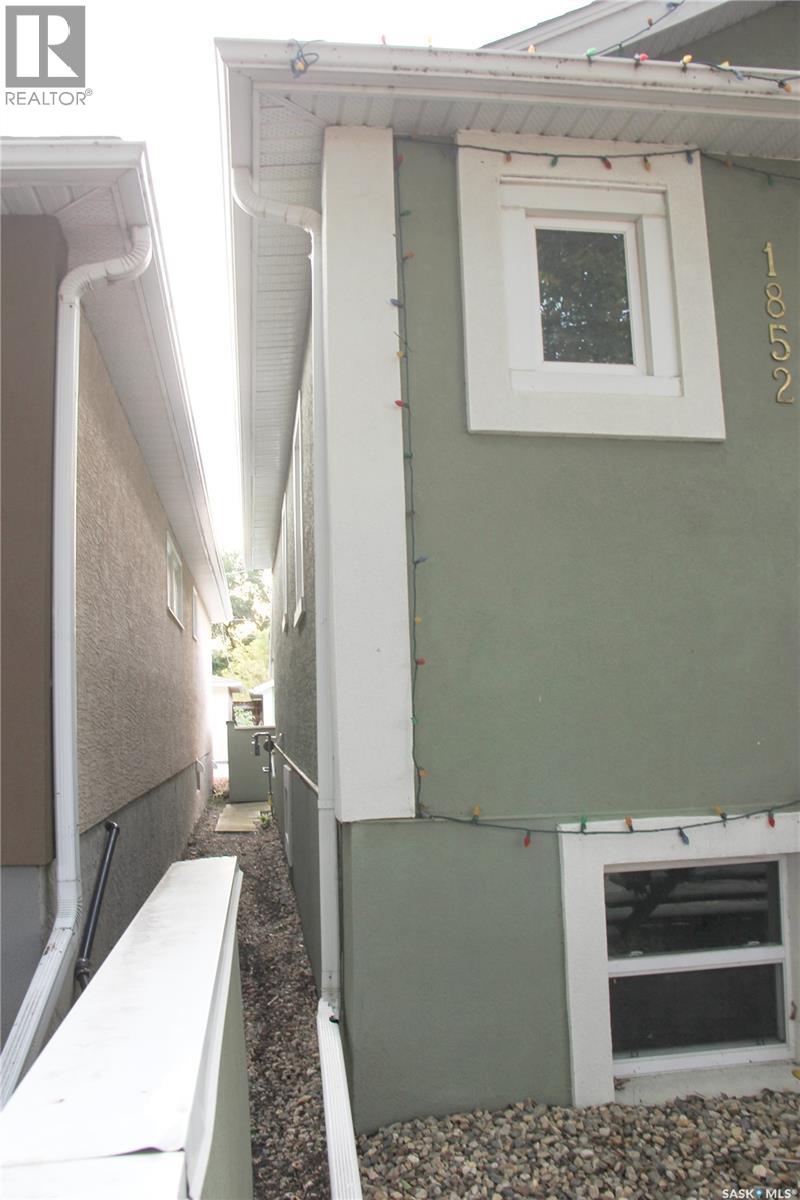 1852 Quebec Street Property Photo 5