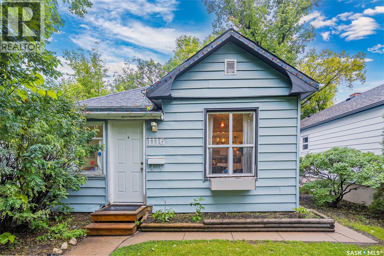 1116 B Avenue N Property Photo 1