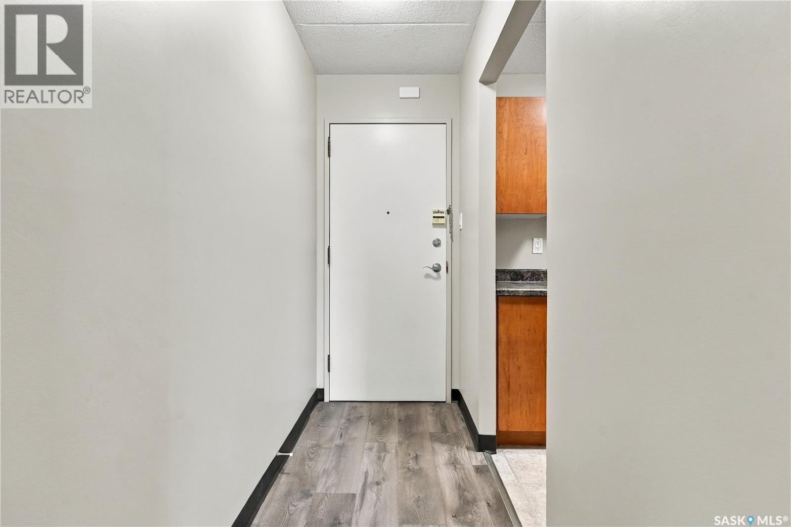 212 2830 Gordon Road Property Photo 3
