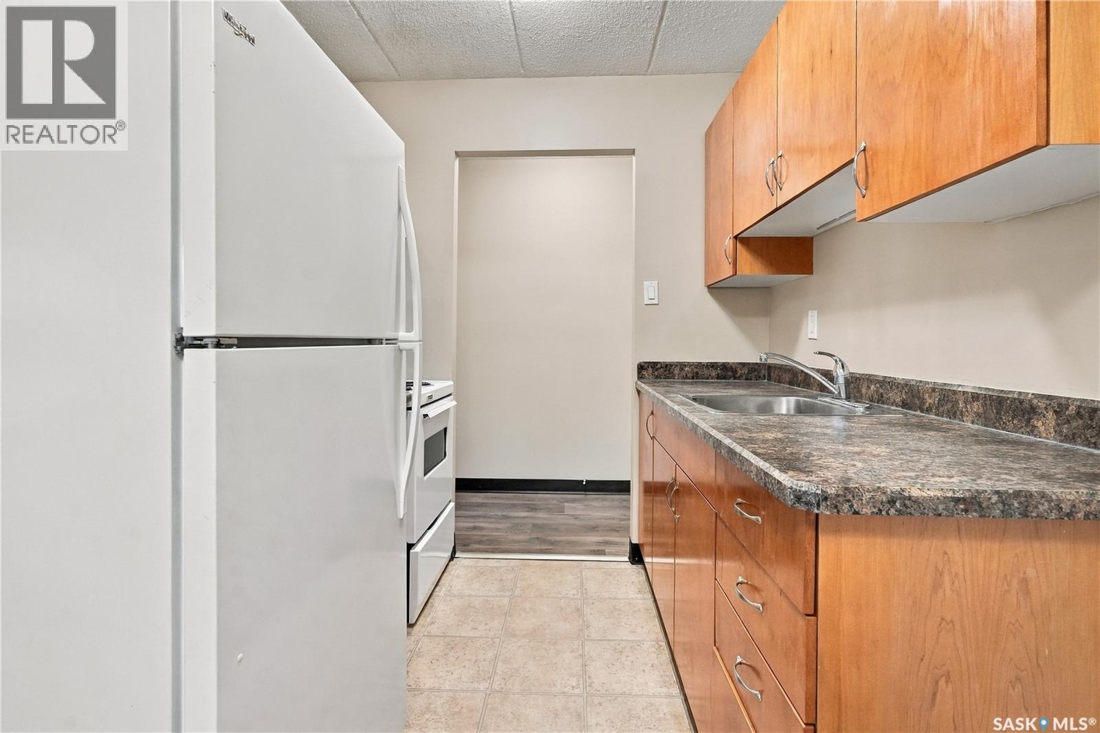 212 2830 Gordon Road Property Photo 8
