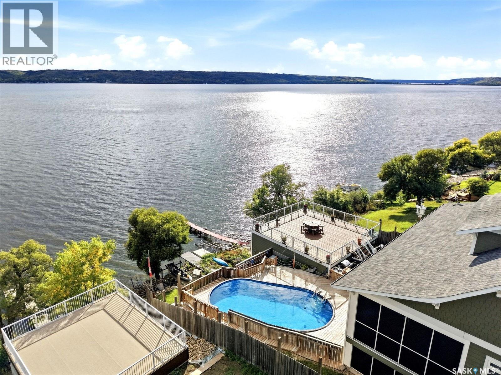 50 Aaron Place Property Photo 2