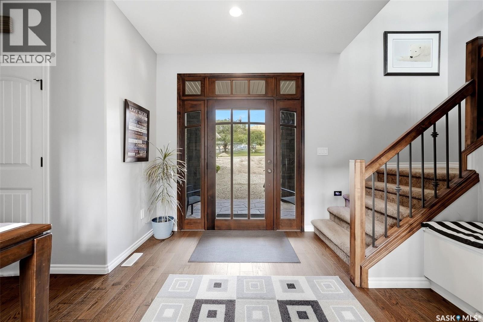 50 Aaron Place Property Photo 6