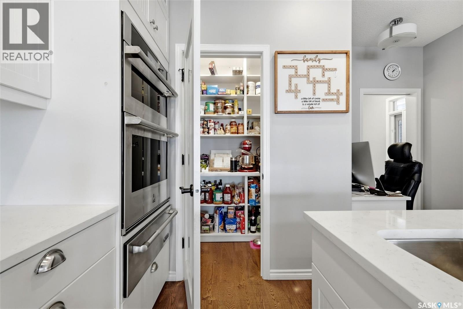 50 Aaron Place Property Photo 18