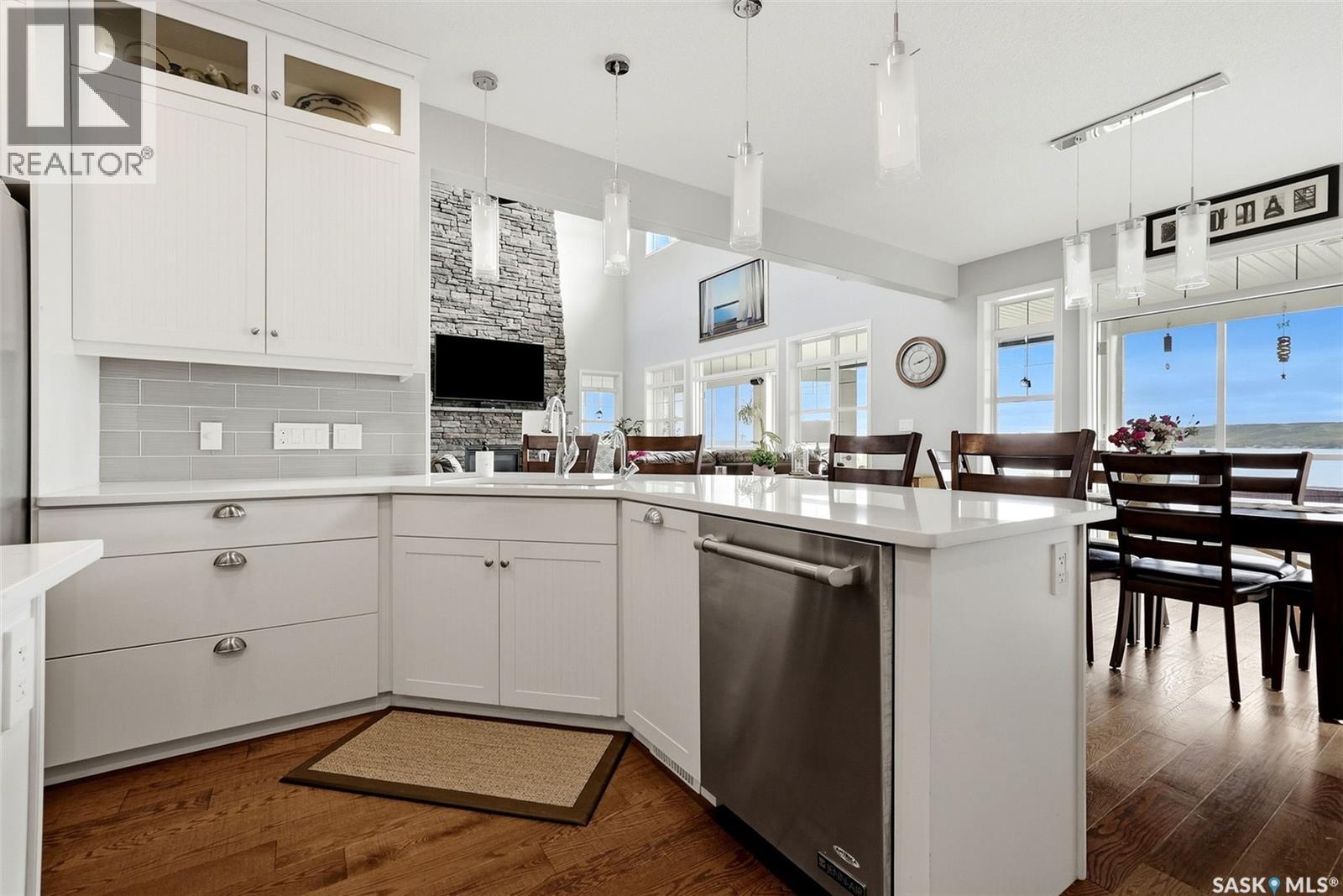 50 Aaron Place Property Photo 19