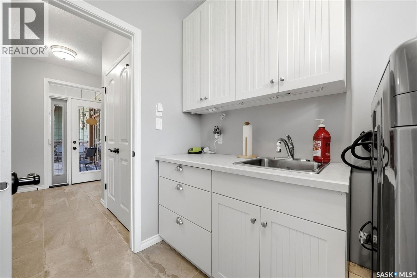 50 Aaron Place Property Photo 25