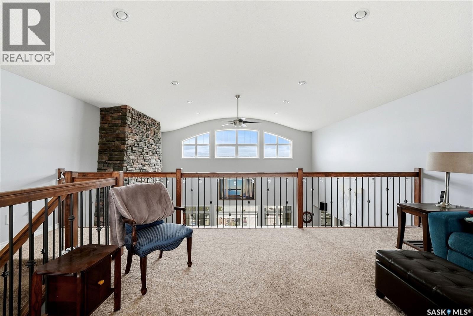 50 Aaron Place Property Photo 32