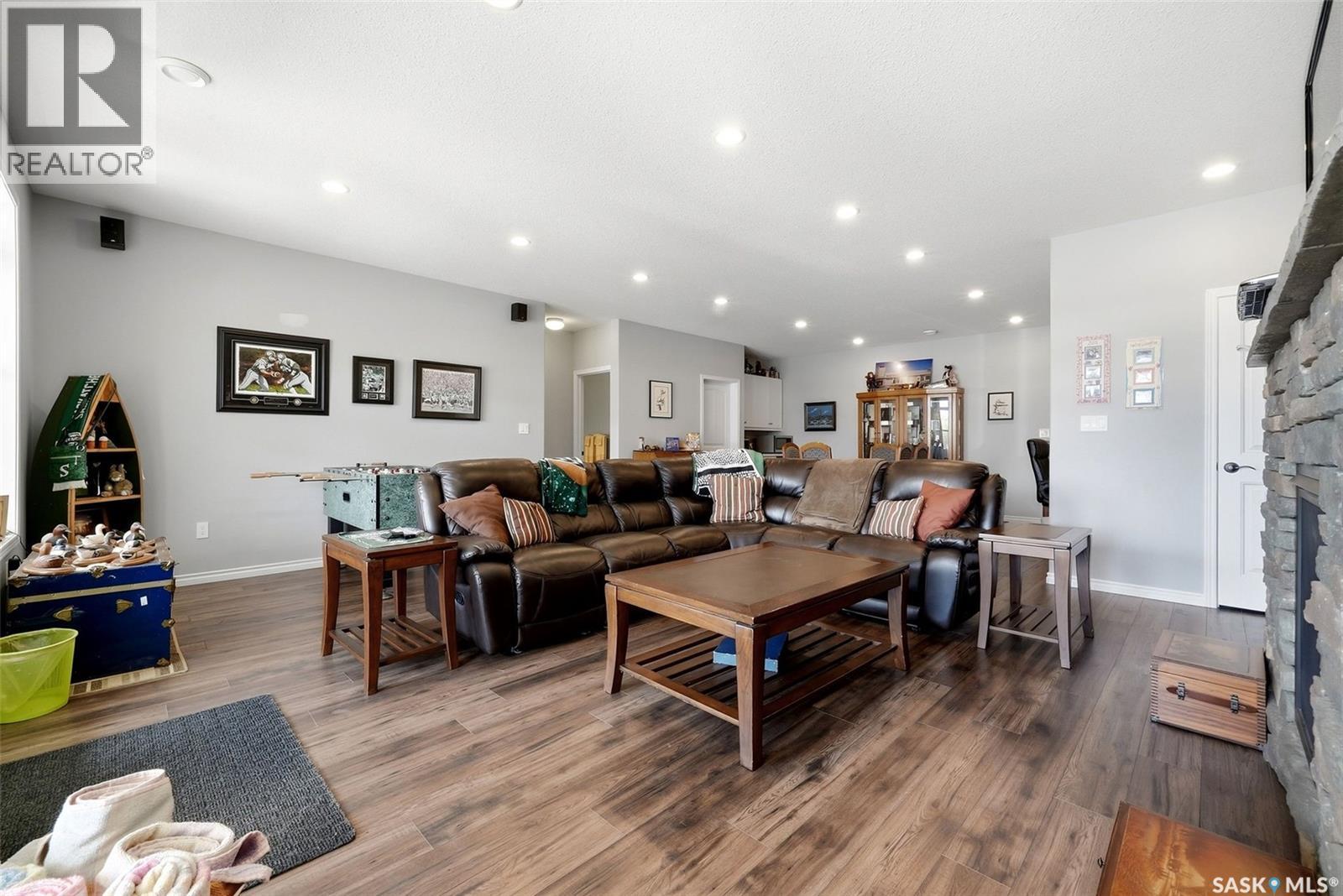 50 Aaron Place Property Photo 51