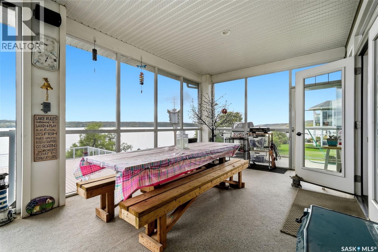 50 Aaron Place Property Photo 71