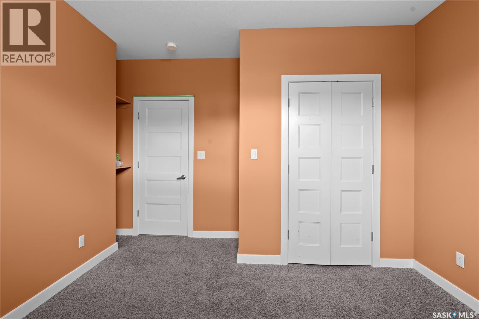 526 Maple Crescent Property Photo 39